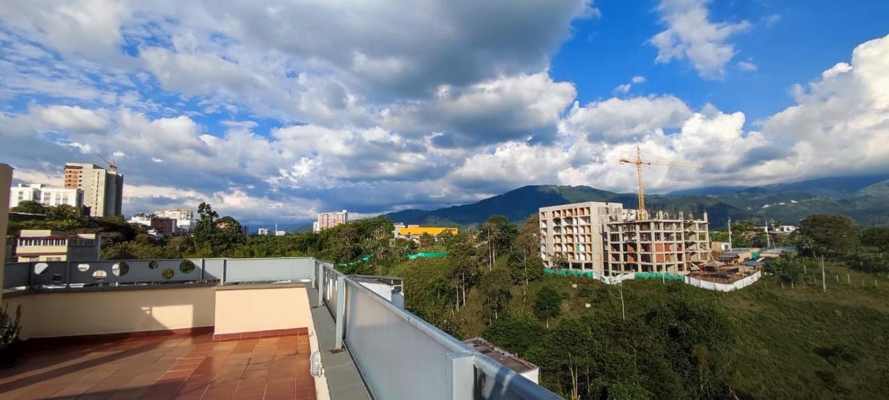 Buena Vista Suites Armenia  Exteriör bild